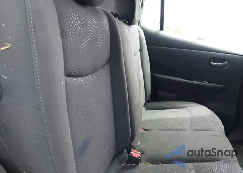 2015 Nissan Leaf Sv z USA, uszkodzony, nr VIN 1N4AZ0CP3FC316444